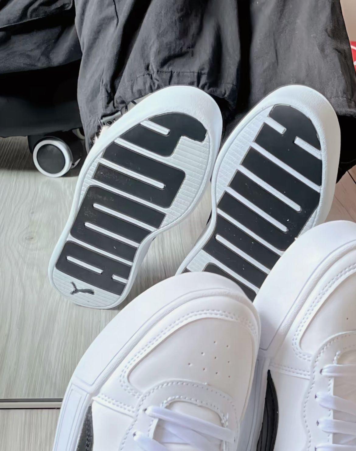 经典黑白配,有人跟我一样喜欢这款鞋子的吗❓